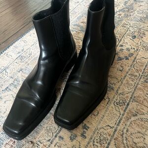 Womens Toteme Black Chelsea Boots size 9